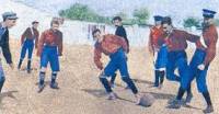 Miembros del Foot Ball Club Sky disputan un partido a finales del siglo XIX