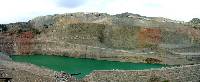 Antigua mina a cielo abierto de magnetita, en el paraje de los Baos de Gilico (Cehegn), donde actualmente se explotan las ofitas para la obtencin de ridos
