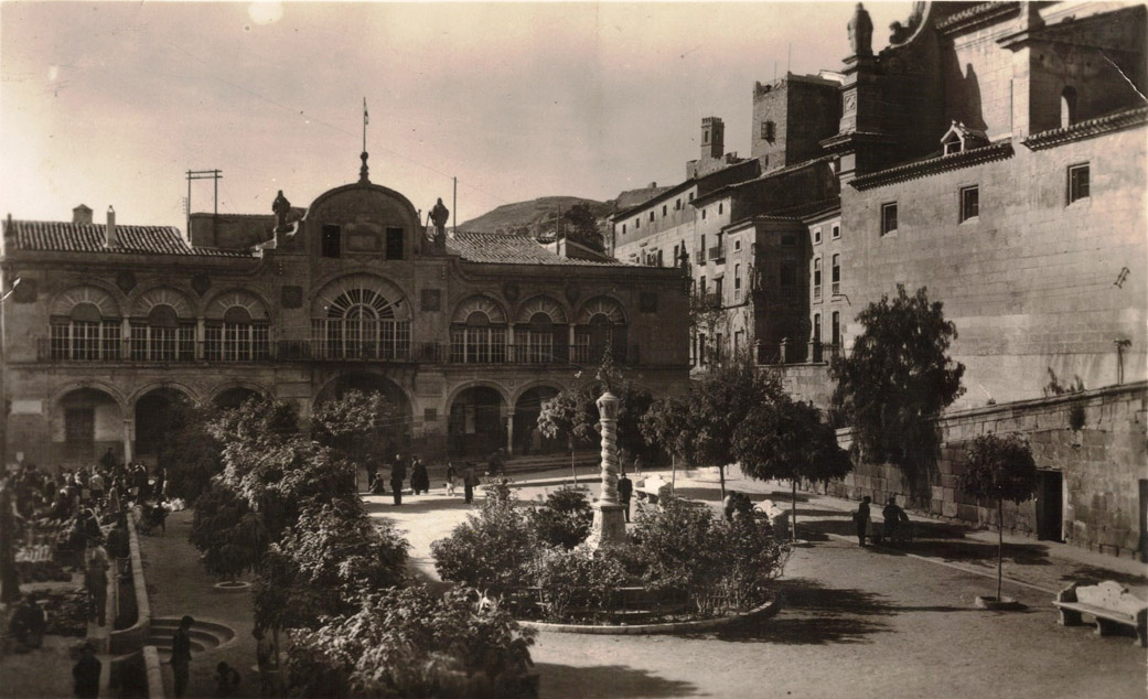 Ayuntamiento y Plaza de Espaa (aos 40)