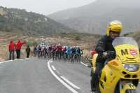 El pelotn en Fortuna. Foto J.Ayuso