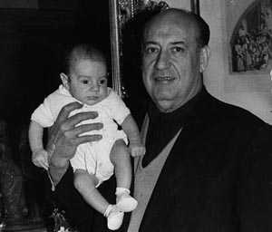  Julin Santos con su nieto Eugenio (1966) [Jumilla_Julin Santos]