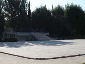 Escenario y explanada del gradero [Cehegn_Auditorio Parque Juan Carlos I] 