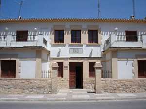 Fachada de la Casa de la Juventud [Ceheg�n_Casa de la Juventud] 