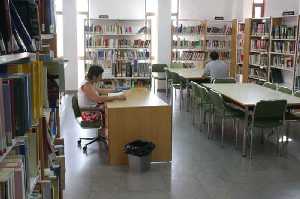 Sala de Adultos de la Biblioteca 
