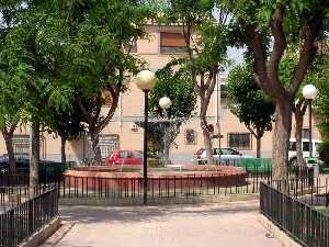 Fuente en Plaza de C. Jos Planes  