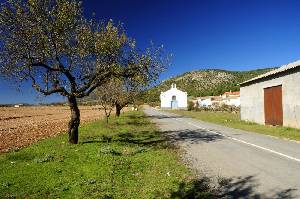 Al fondo, la Ermita