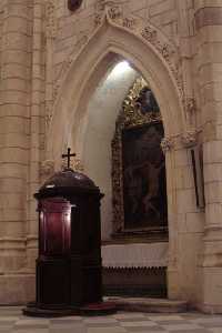 Confesionario en el interior de la Catedral de Murcia