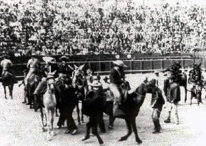 Primera corrida en la Plaza de Cehegn [toros en Cehegn]