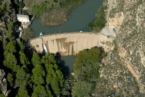 Presa de la Molata. Salto de Almadenes