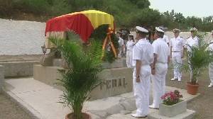 Homenaje de la Marina a la tumba de Isaac Peral