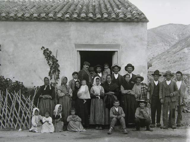 Grupo de campesinos del campo de Totana