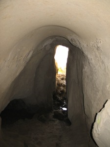 El pozo de los moros fue una galera para la captacin de agua subterrnea. Todava hoy se acumula el agua como antao [LIG Aledo]