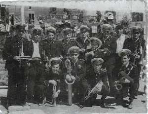 La banda municipal en las Fallas de Valencia, en el ao 1965
