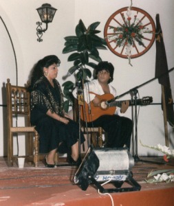 Rosendo Fernndez, acompaando a su hermana Encarnacin