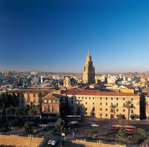Vista del Martillo y de la Catedral de Murcia