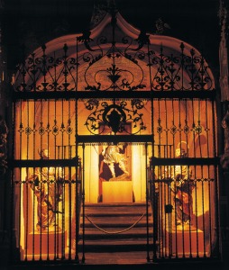 Exposicin Huellas. Catedral de Murcia. 2002