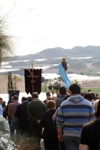 De vuelta a la iglesia. El Garrobillo (guilas)