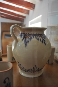  Mula-Casa del Artesano-jarra de cermica 