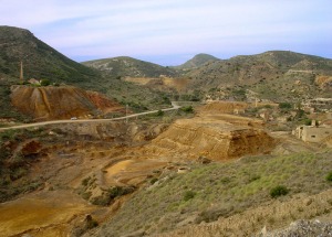 Antiguas balsas de lodos localizadas al noroeste de Portmn [cenizas]