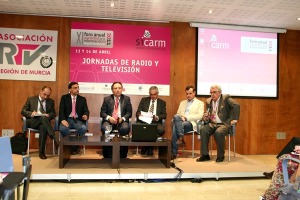 Mesa redonda sobre la Tecnolog�a al servicio de la Informaci�n en Radio
