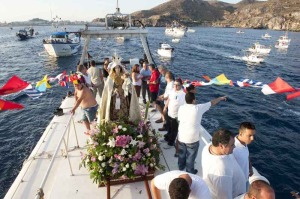 Virgen del Carmen en su procesin marinera 