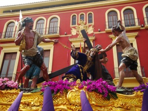 'La Cada', de Salzillo. Imagen tomada el Viernes Santo de 2011 en la plaza Julin Romea 