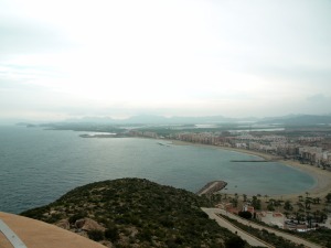 Vista desde el Castillo de San Juan de las Águilas hacia el Oeste, al fondo Almería 