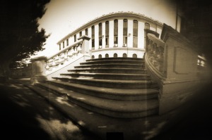 Escaleras del Colegio Maristas La Merced 