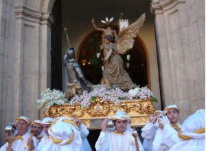 Procesin de la Real y Muy Ilustre Archicofrada de Nuestro Seor Jesucristo Resucitado