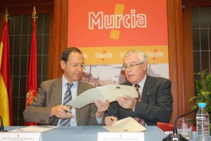 La Universidad de Murcia facilita al Ayuntamiento las herramientas inform�ticas necesarias para desarrollar la Administraci�n Electr�nica