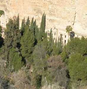 Santuario de la Esperanza a la ribera del Ro