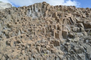 Disyuncin columnar del pitn volcnico del Cerro Negro de Calasparra
