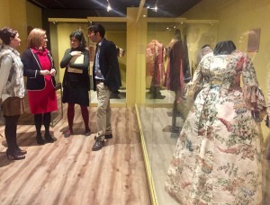 La directora general de Bienes Culturales, Mara Comas, visita la exposicin junto a Eugenia Hernndez Dvalos, de la Fundacin Cajamurcia, y los comisarios Mari ngeles Gmez Rdenas y Jorge Eiroa