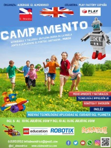 Campamento de ROBTICA en El almendrico 2018