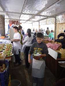 Todo el mundo trabaja - Barraca de la Pea Huertana El Tablacho - Bando de la Huerta - Fiestas de Primavera 2004