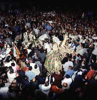 Parlamento entre el Rey Cristiano y el Sultn Moro, Simulacro de Combate, Bao de la Cruz y Bendicin de las Aguas (Moros y Cristianos - Fiestas de la Stma. y Vera Cruz - Caravaca de la Cruz) 