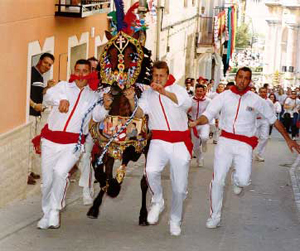 Peña Artesano (Caballos del Vino - Fiesta de la Santísima y Vera Cruz - Caravaca de la Cruz)