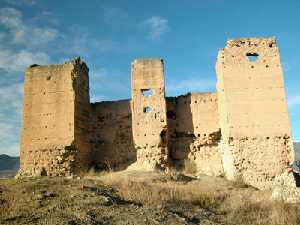 Murallas del Castillo medieval de Blanca