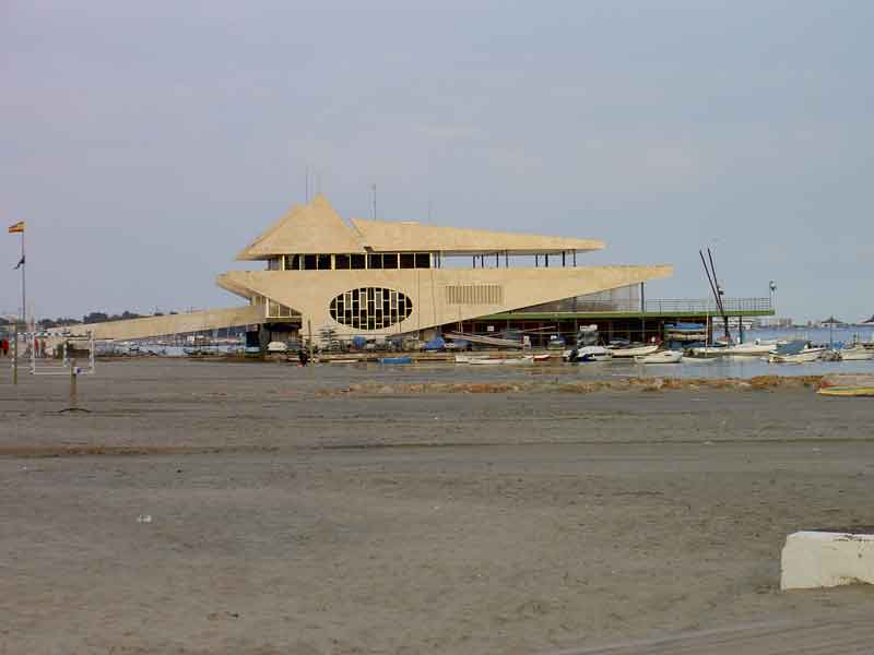 Mandíbula de la muerte Usual Descanso Santiago de la Ribera Puerto deportivo