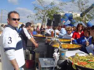 DIFICIL ELECCI�N -Moros y Cristianos-Convivencia festera marzo 2005