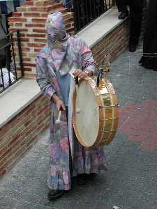 Nuevos tambores para nuevos tamboristas [Moratalla_Semana Santa] 