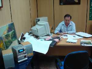 Joaqun en su despacho del Ayuntamientode Ulea [Ulea_Personaje_Joaqun] 