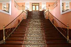 Escalera del Hotel Victoria del Balneario de Fortuna [Fortuna_Historia] 