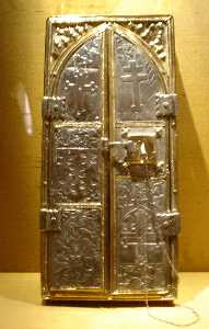 Arqueta de plata donada por el maestre santiaguista del siglo XIV 