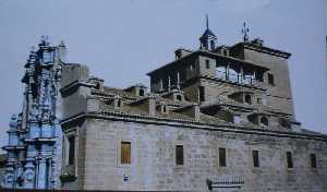 Santuario en el que se encuentra el Museo [Caravaca_Museo Vera Cruz] 