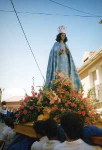 La Virgen sin su manto negro 