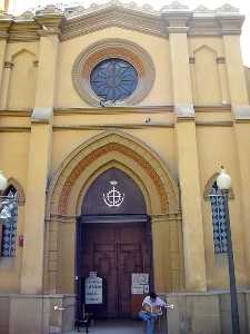 Fachada Iglesia Santa Catalina 