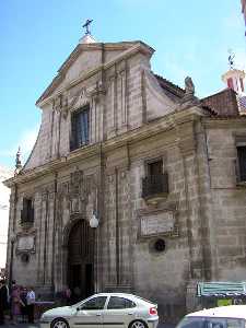 Fachada [Iglesia de San Pedro]