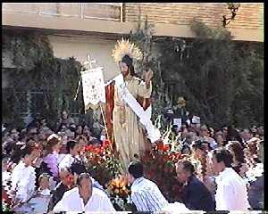 El Cristo entre la muchedumbre 