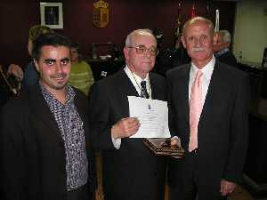 Salvador Sandoval en entrega de reconocimiento [Torres Cotillas_Salvador Sandoval]